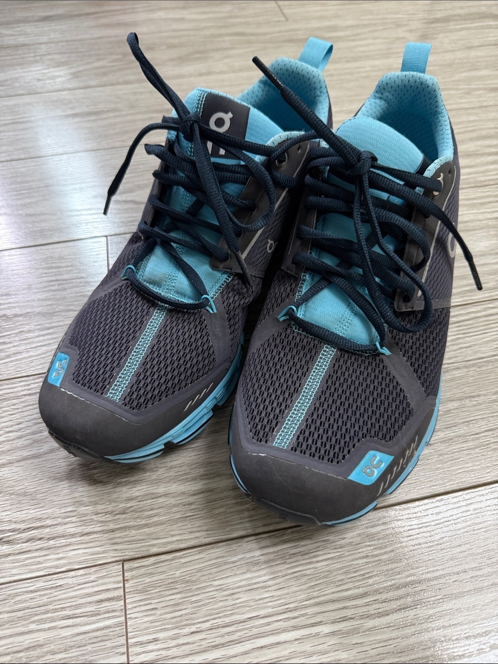 ON Cloud Flyer Running Shoes